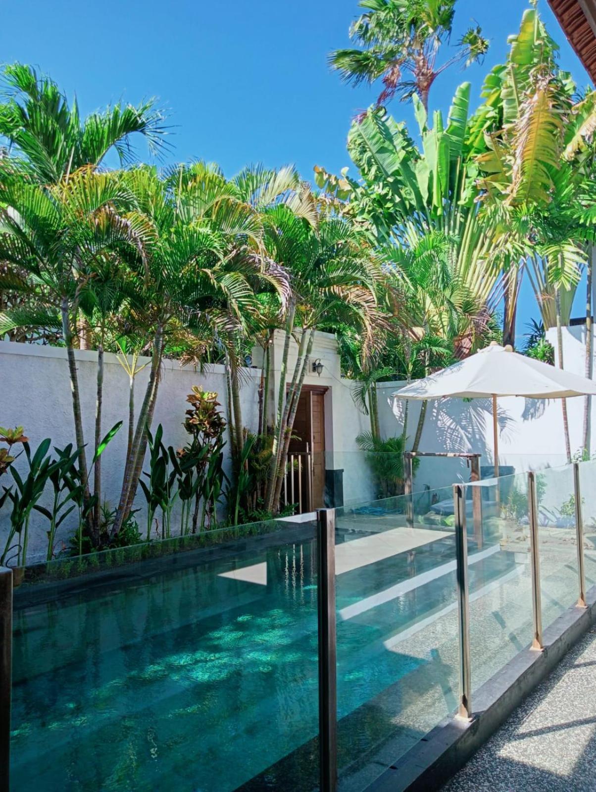 Glisten Up Villa Beach Side Sanur! Exterior foto